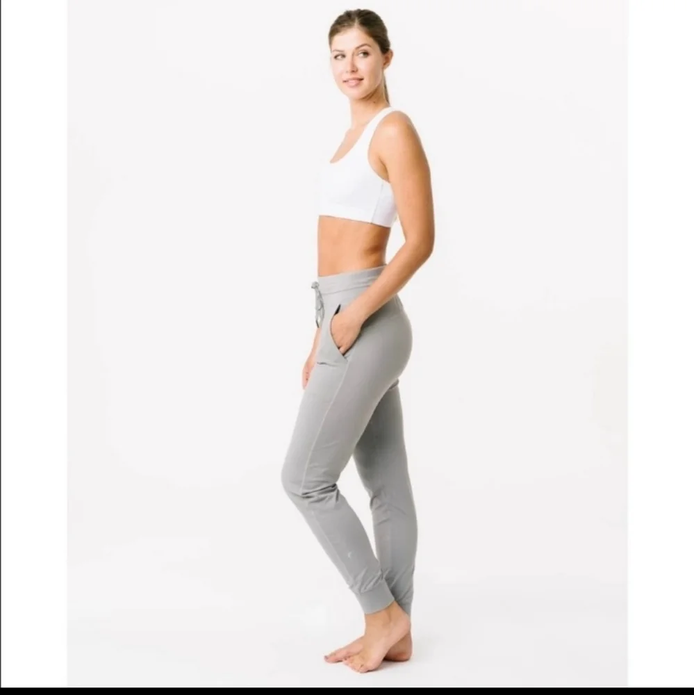 Zyia Active Ascend Gray Jogger Pants - Picture 2 of 13